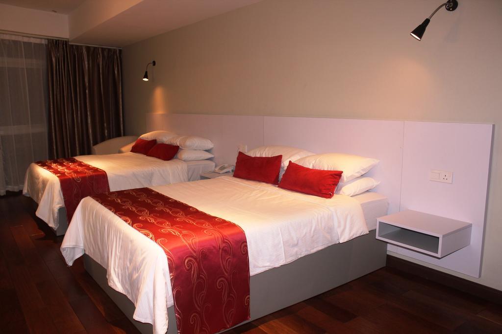 Easyrest Hotel 페탈링자야 객실 사진