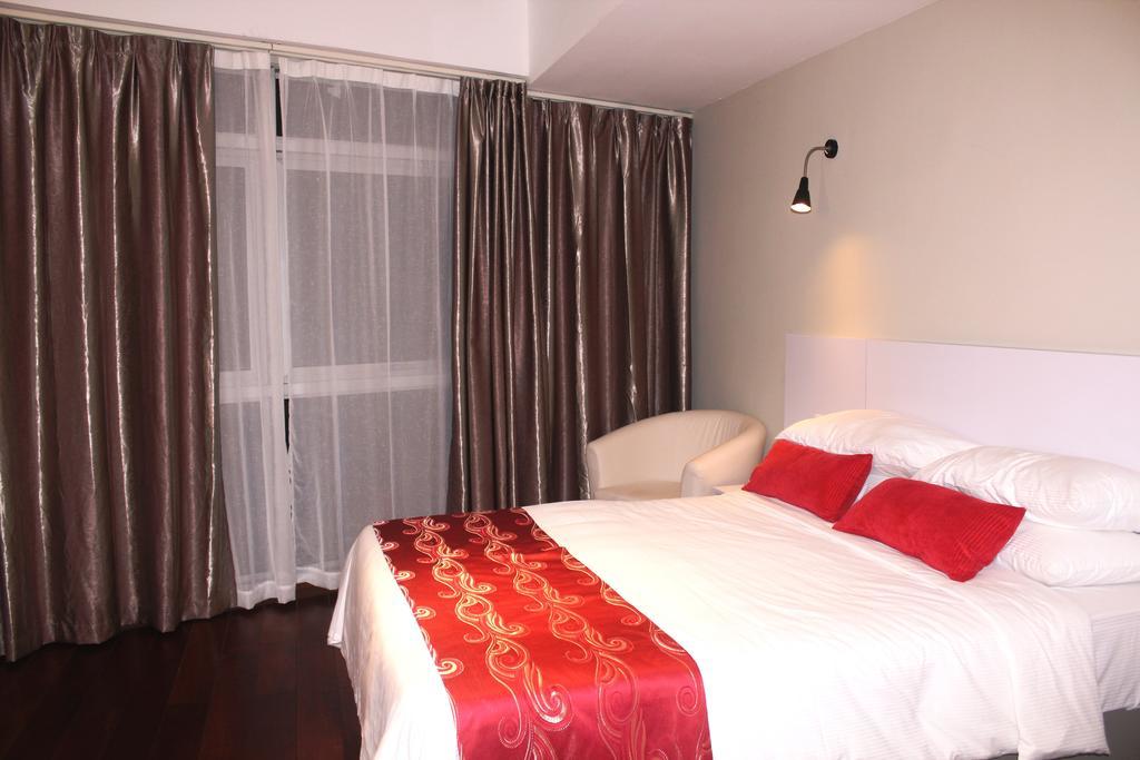 Easyrest Hotel 페탈링자야 객실 사진