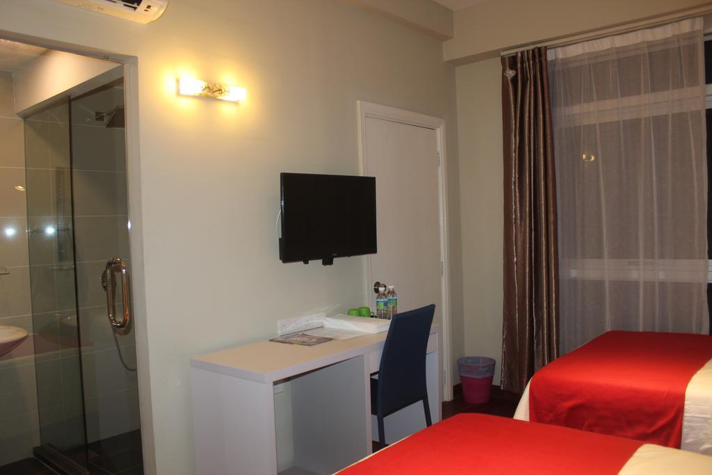 Easyrest Hotel 페탈링자야 객실 사진